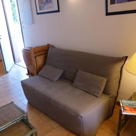 T1 Mezzanine Climatise Avec Terrasse Et Parking - St Clair, Lavandou - Fr-1-308-80 Apartment *